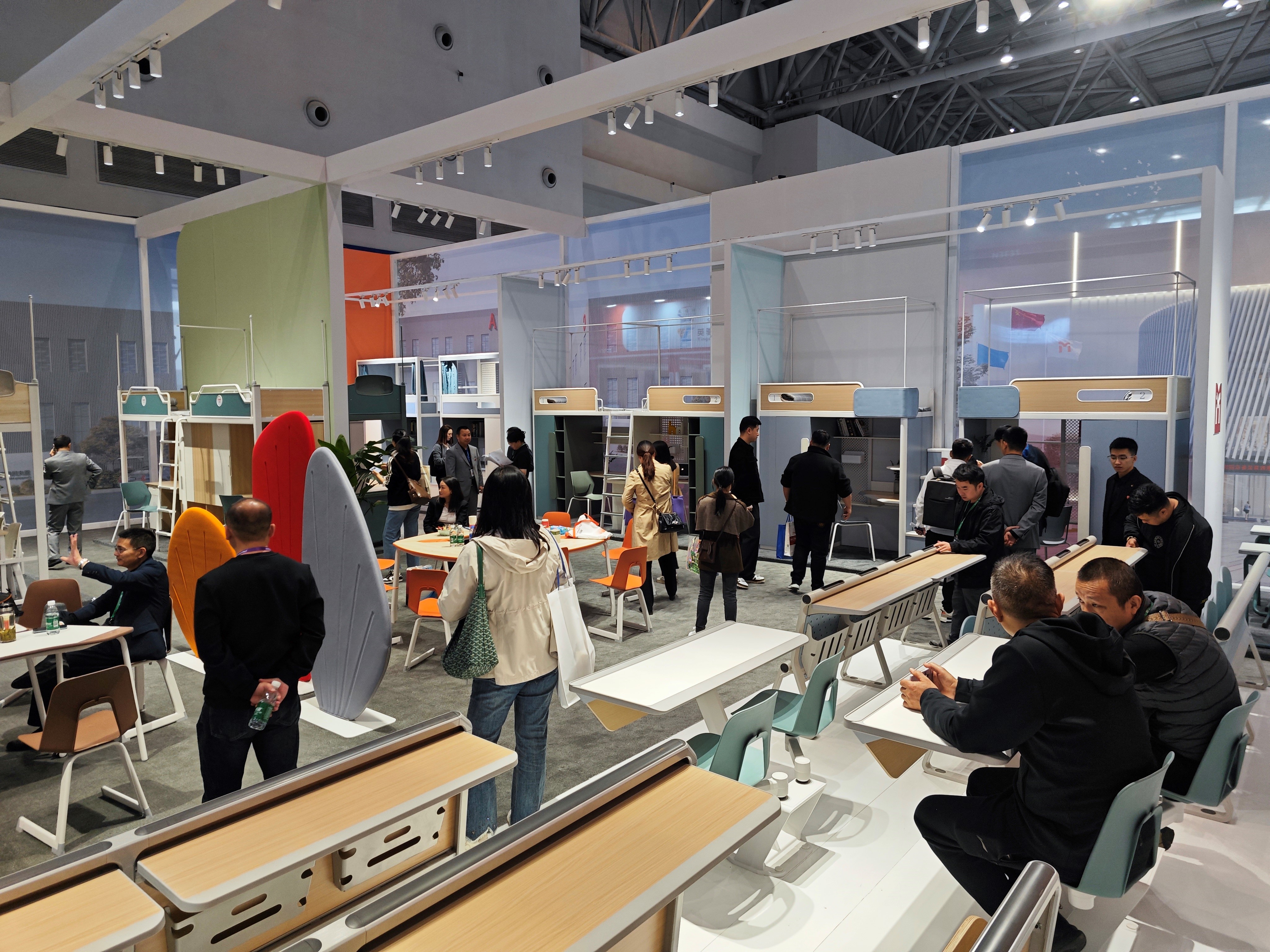 金沙8087家具&amp;高博会|惊艳亮相，，，，提倡校园生涯美学_金沙8087